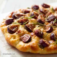 Focaccia Con Fichi: Croccante