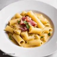Paccheri Cremosi con Speck Ricetta Facile e Golosa