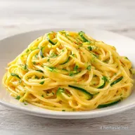 Pasta Zucchine e Zafferano Cremosa