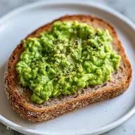 Toast All'Avocado in 7 Minuti
